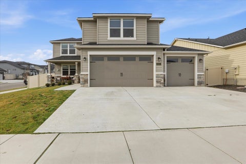 Photo of 1824 S Donwood St, Spokane Valley, WA 99016 (MLS # 202619386)