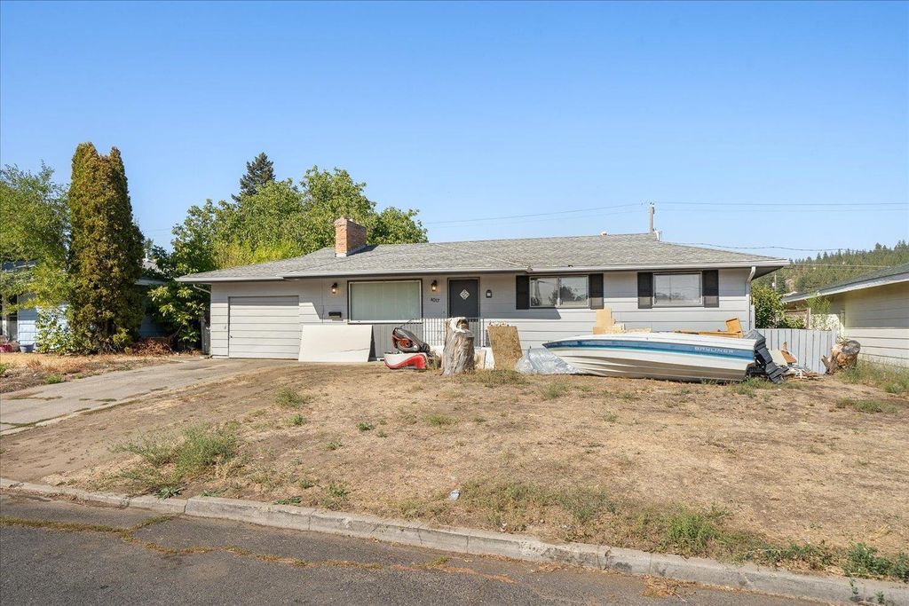 Photo of 4017 E Buckeye Ave, Spokane, WA 99217 (MLS # 202615683)