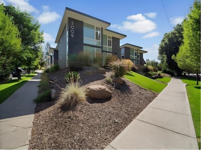 Photo of 2009 S Grand Blvd, Spokane, WA 99203 (MLS # 202622850)