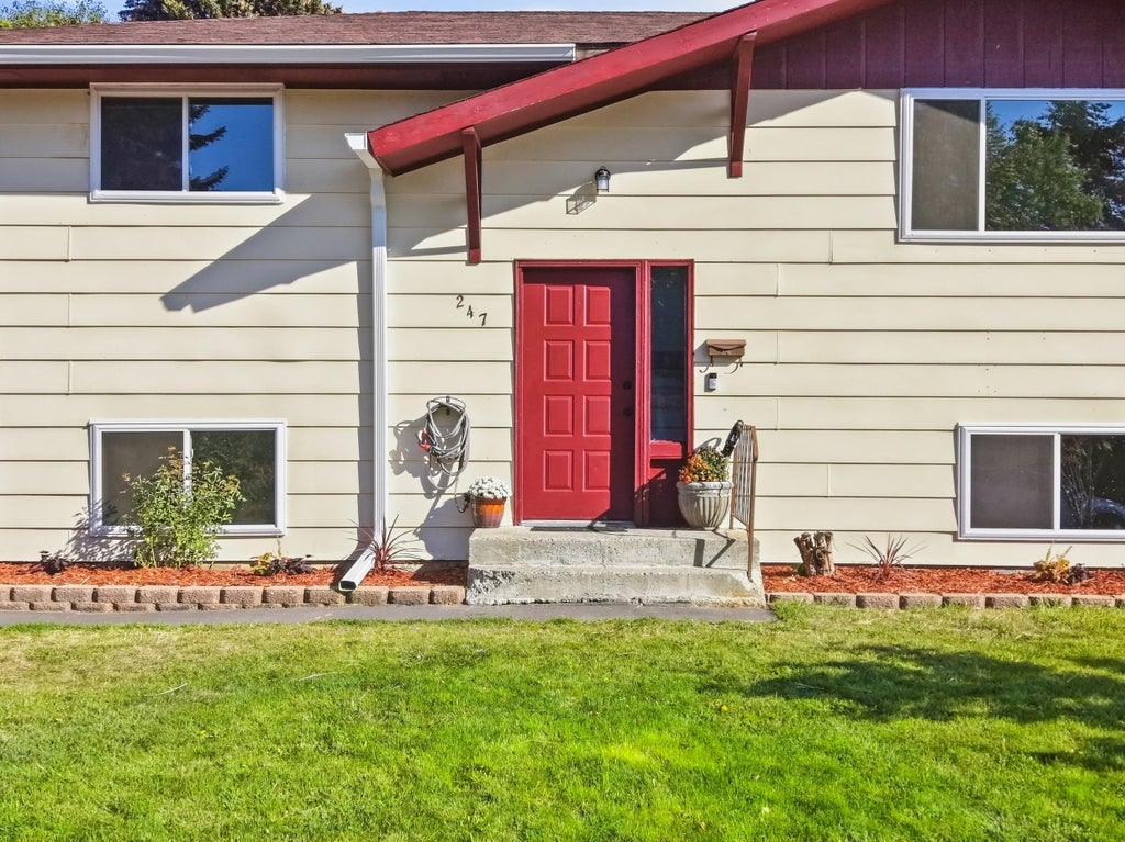 Photo of 247 Walker Dr, Cheney, WA 99004 (MLS # 202624444)