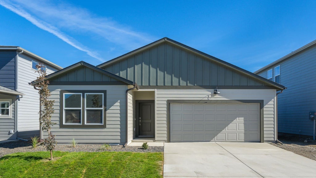 Photo of 3823 S McCabe Ln, Spokane, WA 99206 (MLS # 202622820)