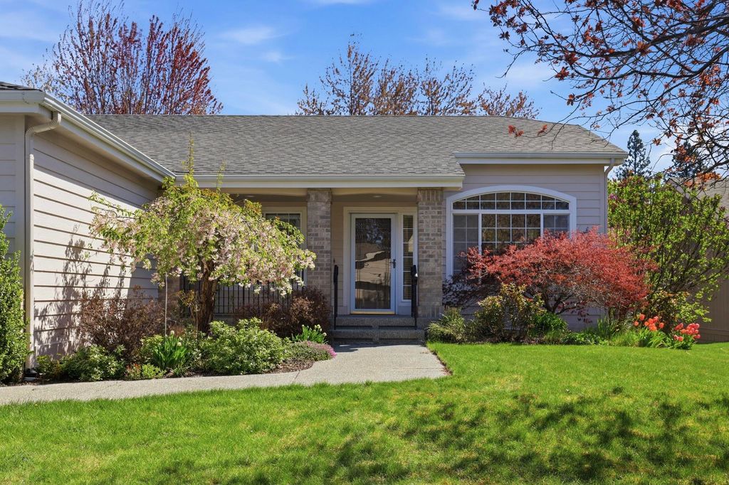 Photo of 4211 S Tenfel Ln, Spokane, WA 99223 (MLS # 202616087)