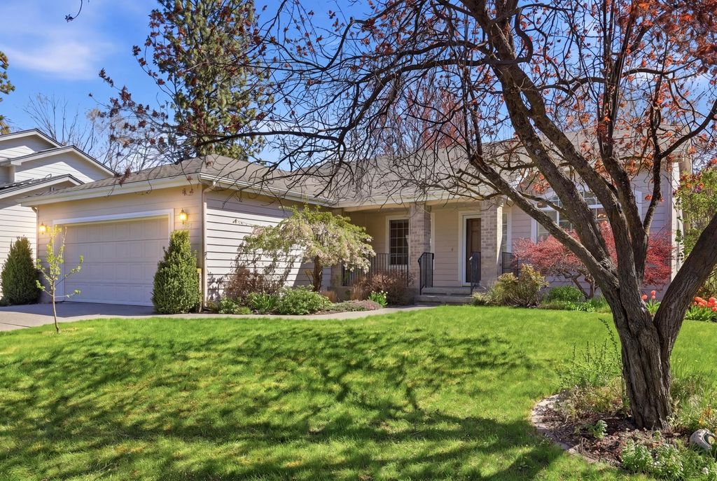 Photo of 4211 S Tenfel Ln, Spokane, WA 99223 (MLS # 202616087)