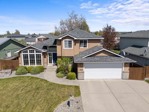 Photo of 7006 N Helena St, Spokane, WA 99217 (MLS # 202616367)