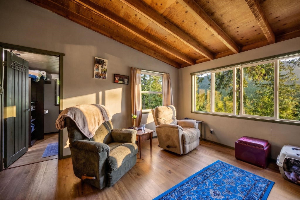 Photo of 241 Strawberry Creek Rd, Sandpoint, ID 83864 (MLS # 202621223)
