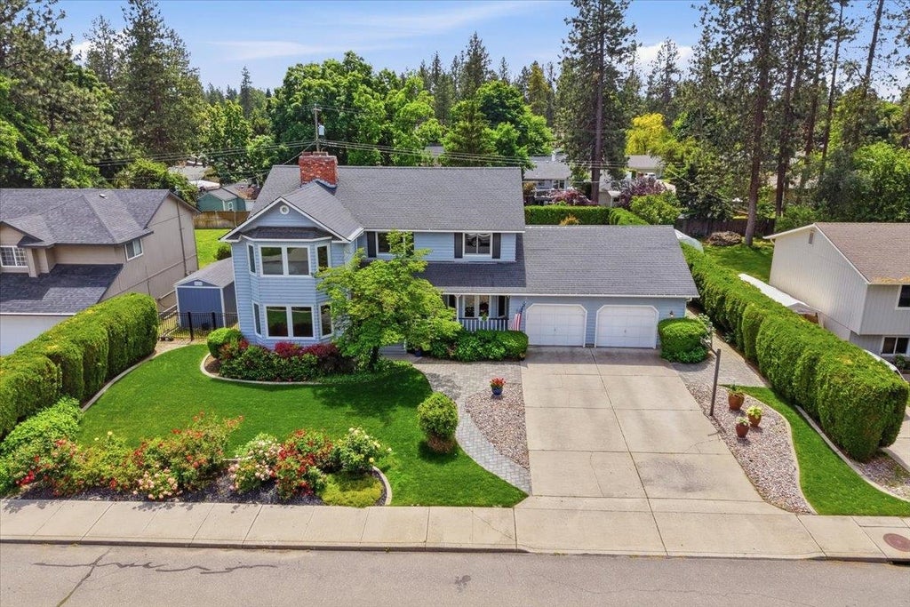 Photo of 1632 E 33rd Ave, Spokane, WA 99203 (MLS # 202619124)