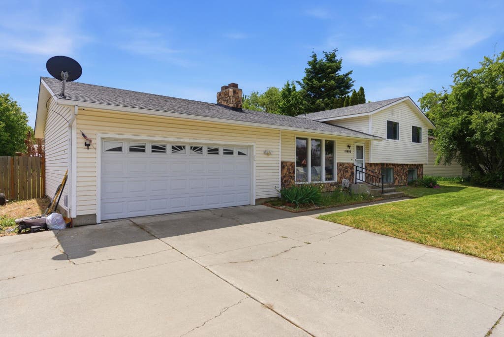 Photo of 14406 E 7th Ave, Spokane Valley, WA 99216 (MLS # 202619103)