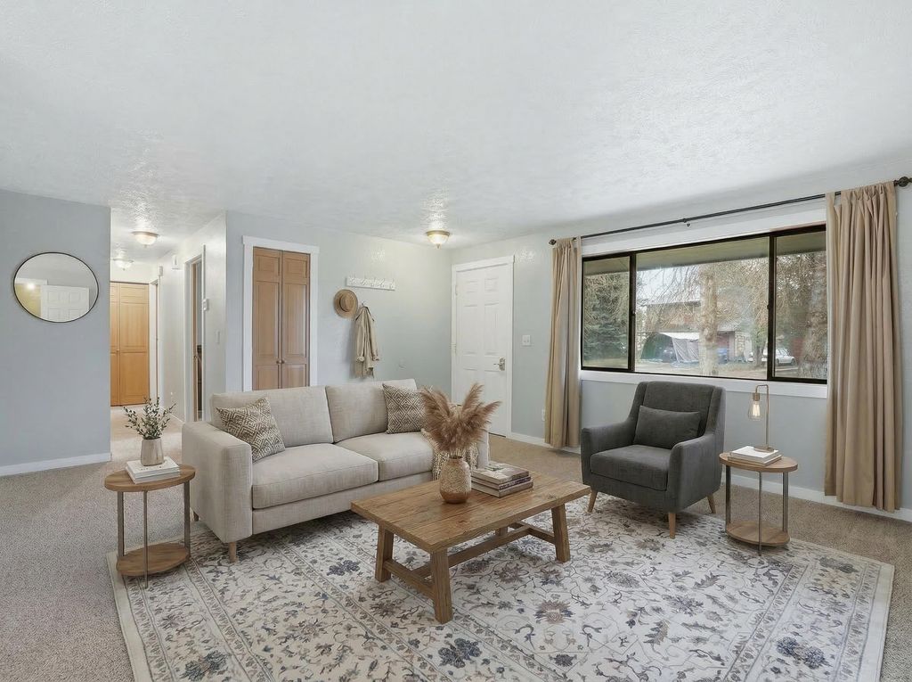 Photo of 1321 E 4th Ave, Deer Park, WA 99006 (MLS # 202614775)