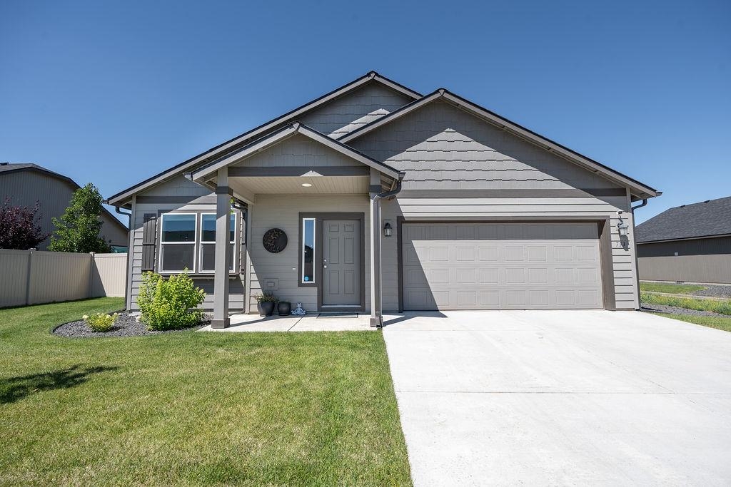 Photo 1 of 30 of 713 Condor Dr house