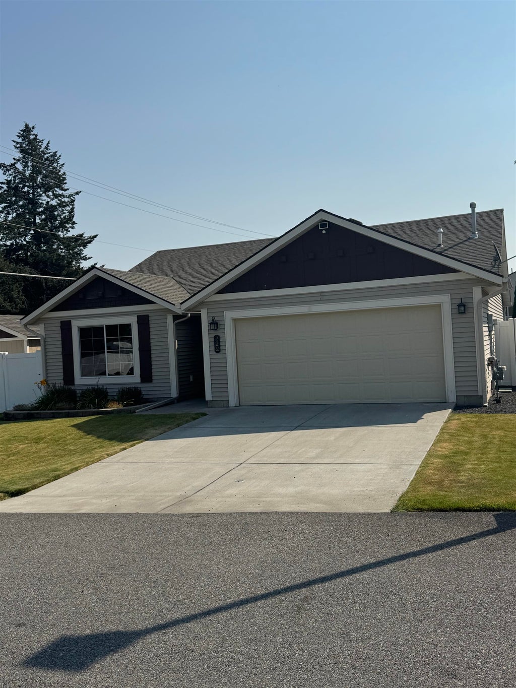 Photo of 722 N Mamer Ln, Spokane Valley, WA 99216 (MLS # 202622981)