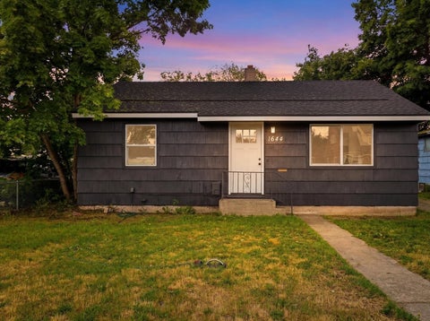 Photo of 1644 E LONGFELLOW Ave, Spokane, WA 99207 (MLS # 202618299)