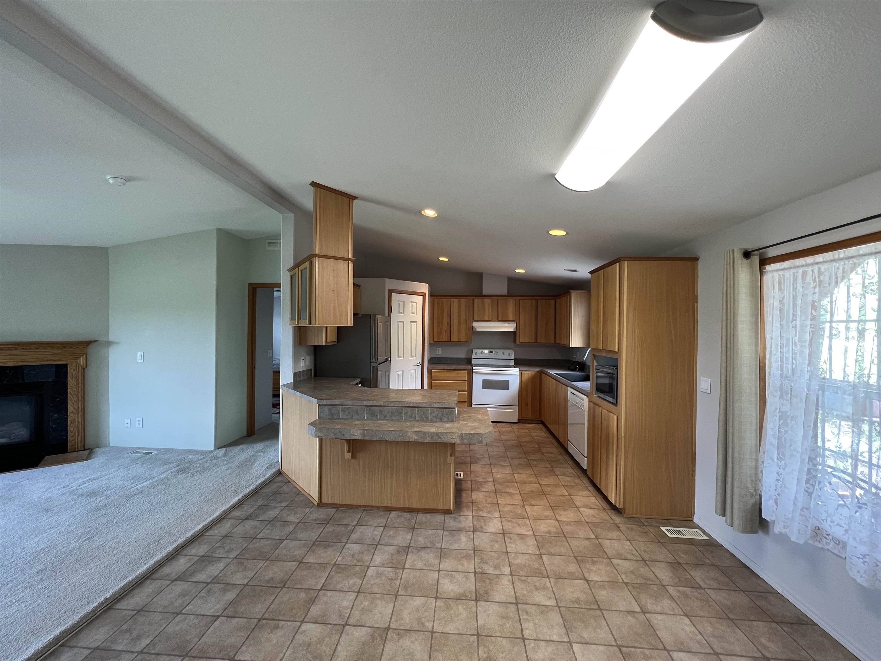Photo 3 of 45 of 5685 Pheasant Way mobile home
