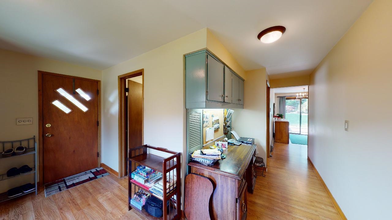 Photo 17 of 50 of 7924 Silcott Rd house