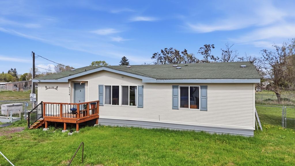 Photo of 6514 N Regal St, Spokane, WA 99217 (MLS # 202615938)