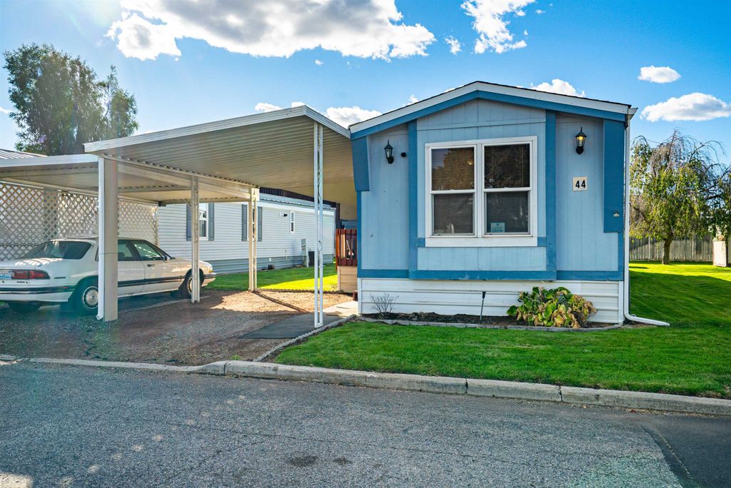 Photo of 7303 N Crestline #44 St, Spokane, WA 99217 (MLS # 202525587)