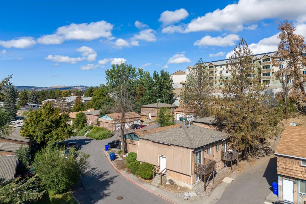 Photo of 12113 E Mansfield Ave, Spokane Valley, WA 99206 (MLS # 202625419)