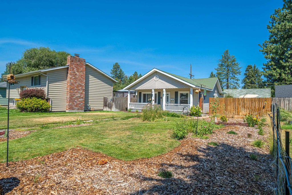 Photo of 3518 W Hoffman Ave, Spokane, WA 99205 (MLS # 202624475)