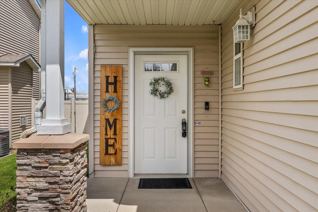 Photo of 13123 E 3rd Ave, Spokane Valley, WA 99216 (MLS # 202619055)