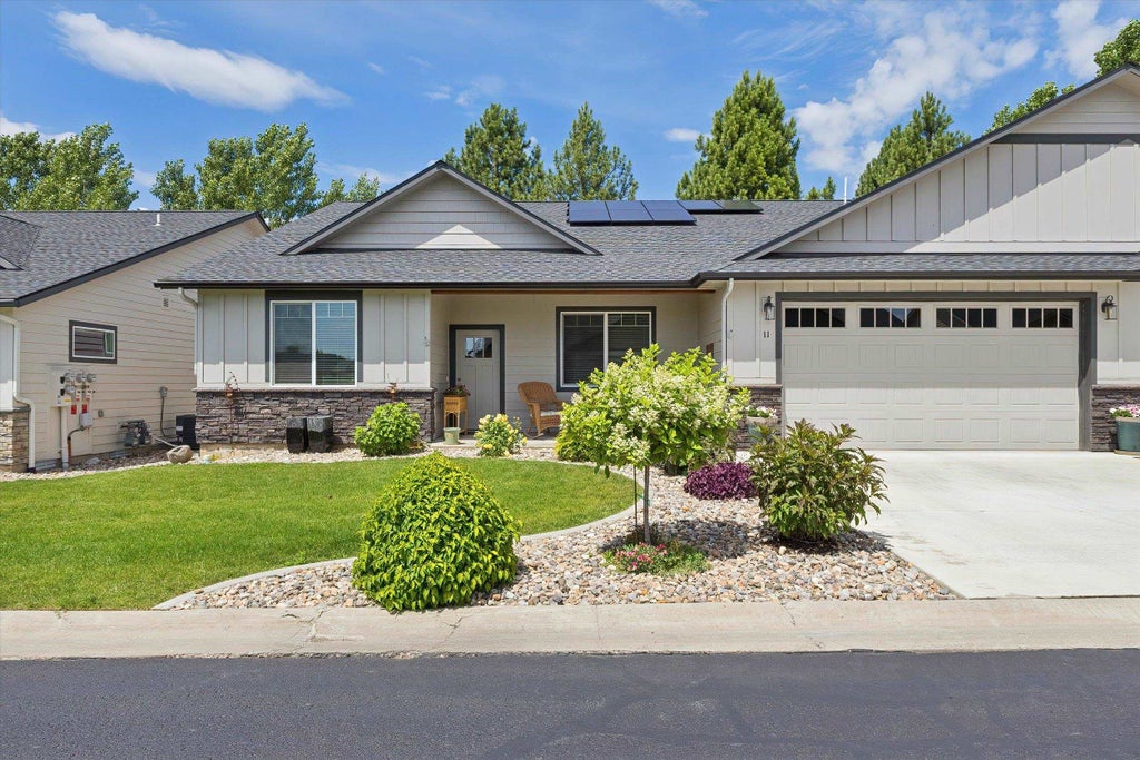 Photo of 1109 N Country Club Dr, Deer Park, WA 99006 (MLS # 202620550)