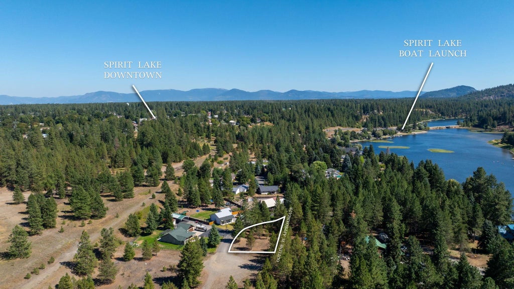 Photo of 7060 W Tesemini Dr, Spirit Lake, ID 83869 (MLS # 202618865)