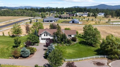 Photo of 6232 W Quaking Aspen Dr, Coeur d Alene, ID 83814 (MLS # 202614054)