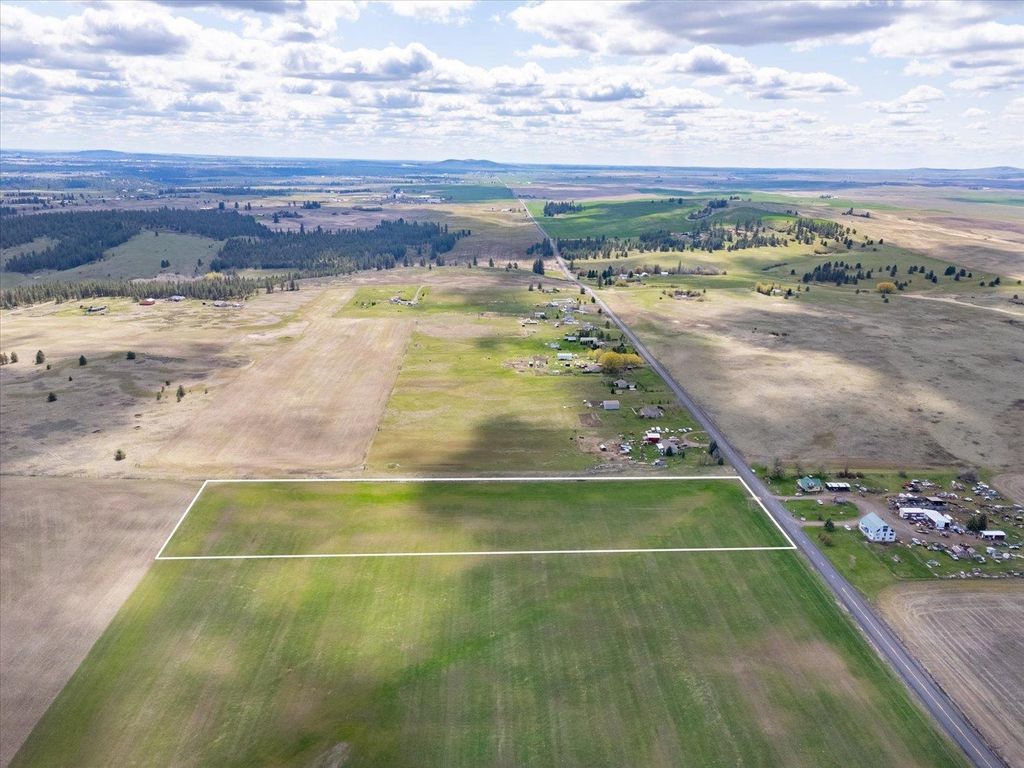 Photo of 00XXX N Wood Rd, Reardan, WA 99029 (MLS # 202615860)