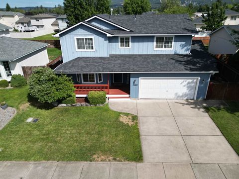 Photo of 19019 E Shannon Ln, Spokane Valley, WA 99016 (MLS # 202527641)