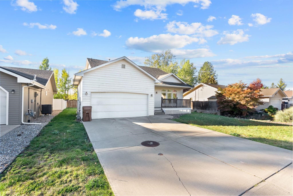 Photo of 3512 E 50th Ave, Spokane, WA 99223 (MLS # 202625493)
