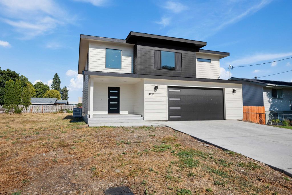 Photo of 4216 N Silas Rd, Spokane Valley, WA 99216 (MLS # 202525489)