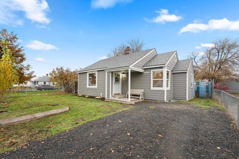 Photo of 5524 E Commerce Ave, Spokane, WA 99212 (MLS # 202526785)