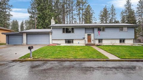Photo of 11407 N Post St, Spokane, WA 99218 (MLS # 202614798)