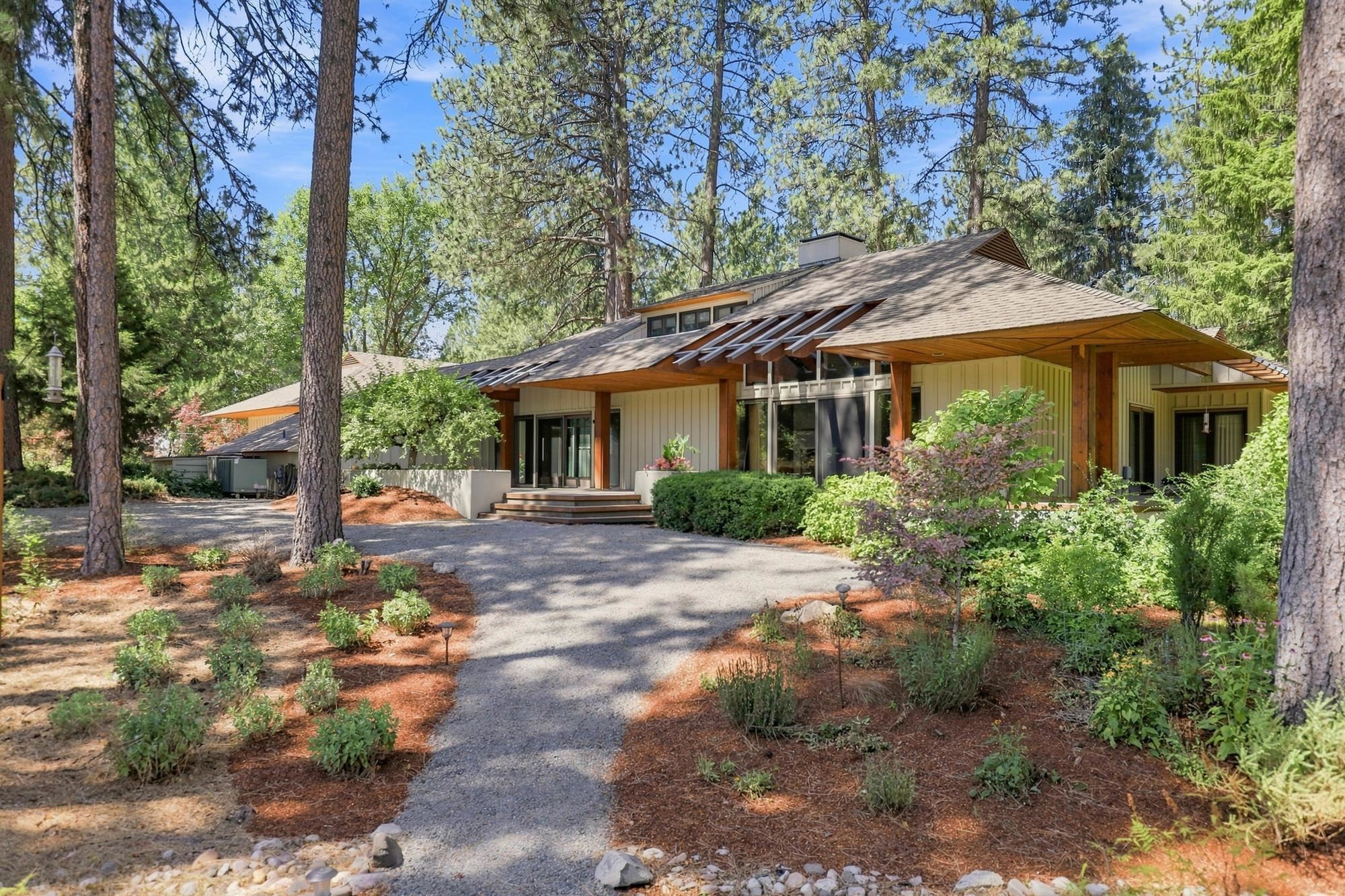 7809 S Ramona Rd, Spokane, WA, 99224, USA, 4 Bedrooms Bedrooms, ,4 BathroomsBathrooms,Residential,Active,7809 S Ramona Rd,202617268