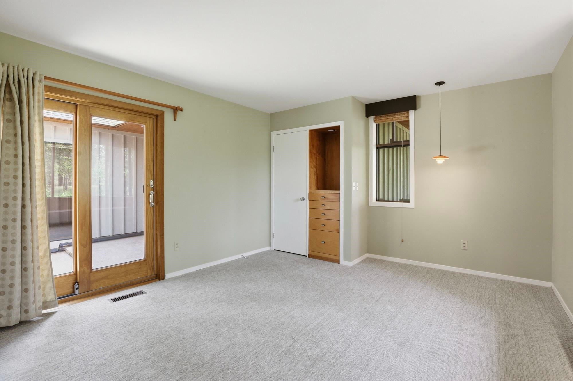 7809 S Ramona Rd, Spokane, WA, 99224, USA, 4 Bedrooms Bedrooms, ,4 BathroomsBathrooms,Residential,Active,7809 S Ramona Rd,202617268