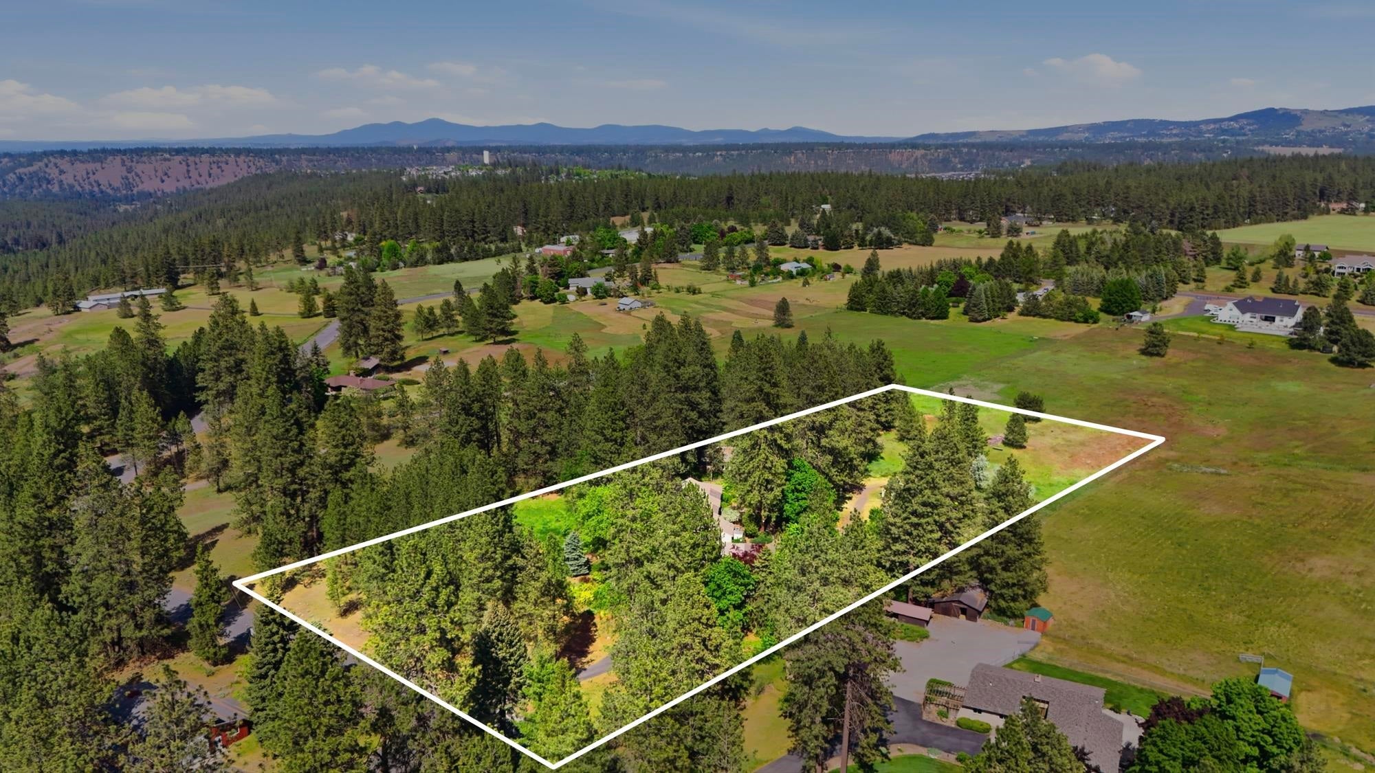 7809 S Ramona Rd, Spokane, WA, 99224, USA, 4 Bedrooms Bedrooms, ,4 BathroomsBathrooms,Residential,Active,7809 S Ramona Rd,202617268