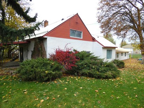 Photo of 4804 W 34TH St, Spokane, WA 99224 (MLS # 202526810)