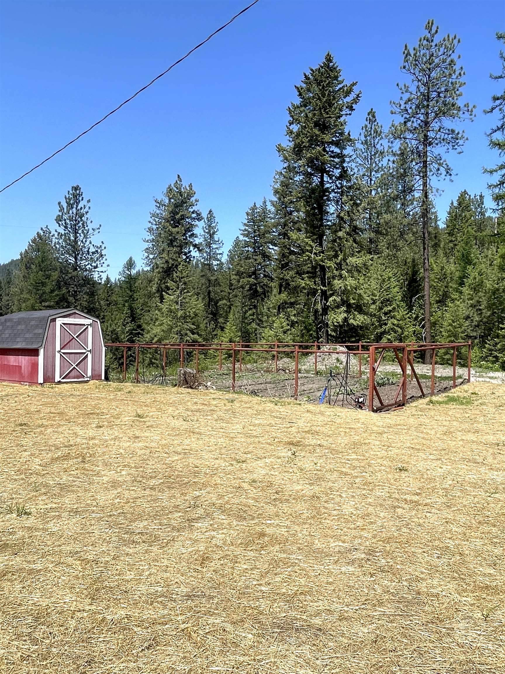 Photo 15 of 17 of 2852 F Horseshoe Lake Rd mobile home