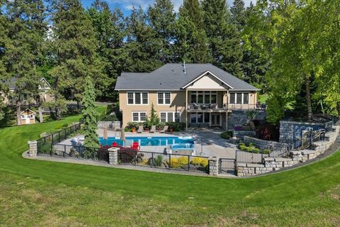 Photo of 3311 E Chisholm Ln, Spokane, WA 99223 (MLS # 202517627)