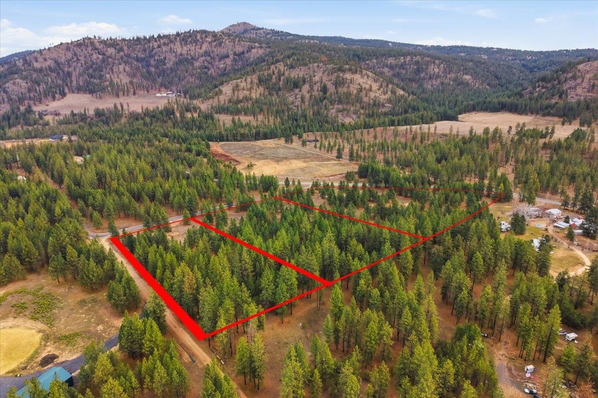 Photo 1 of 16 — 65xx Whispering Pines Way, Nine Mile Falls, WA 99026