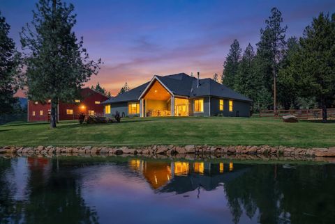 Photo of 8802 W BENTON Way, Coeur d Alene, ID 83814 (MLS # 202616603)