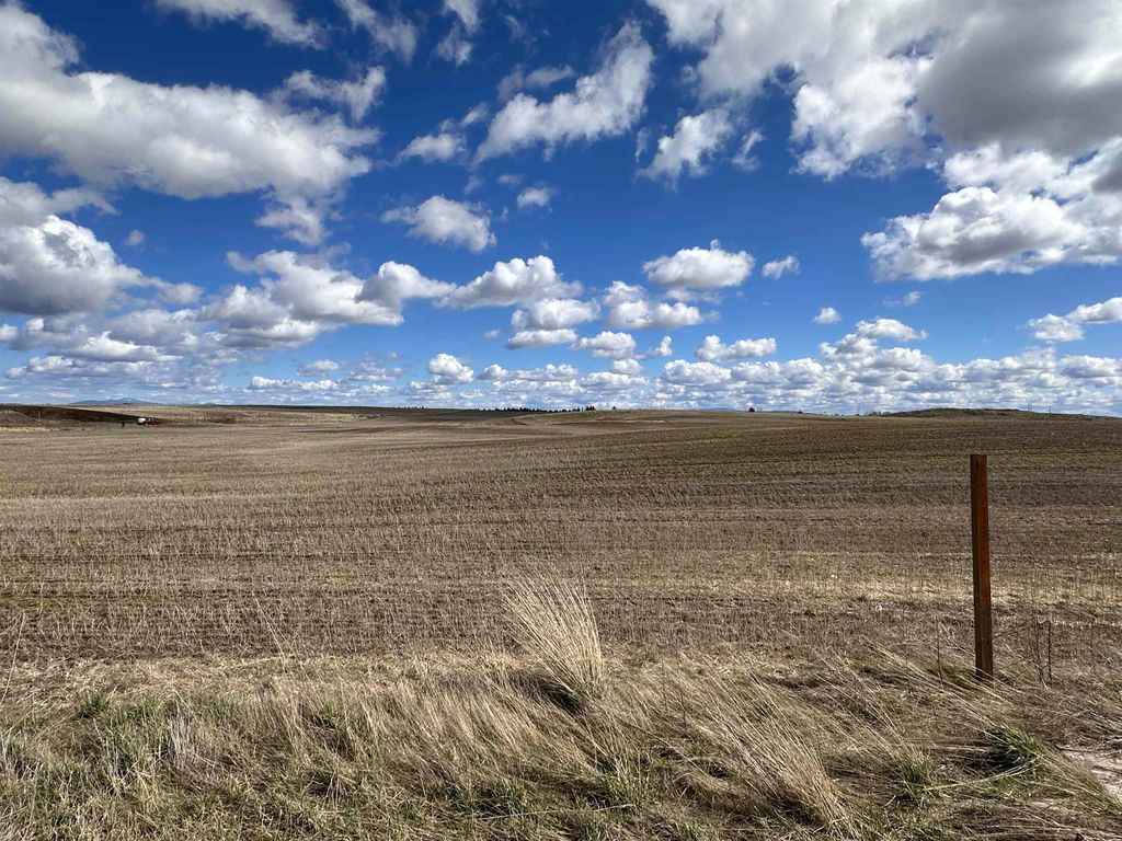 Photo of 16900 W Hwy 2 Hwy, Medical Lake, WA 99022 (MLS # 202615710)