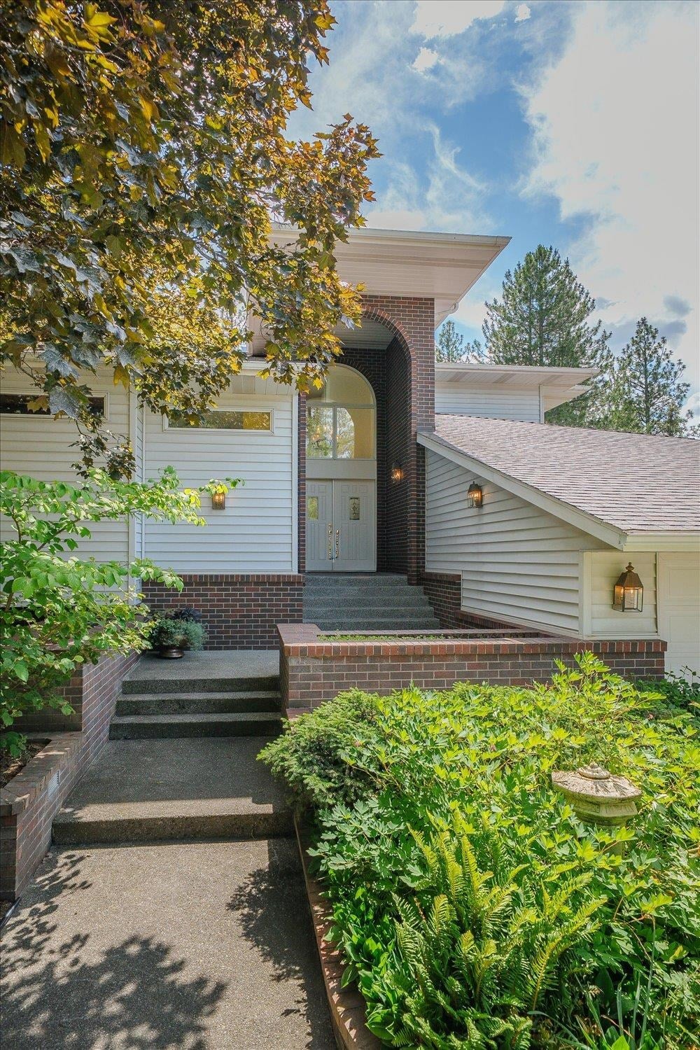 Photo of 4215 S Madison Rd, Spokane Valley, WA 99206 (MLS # 202619956)