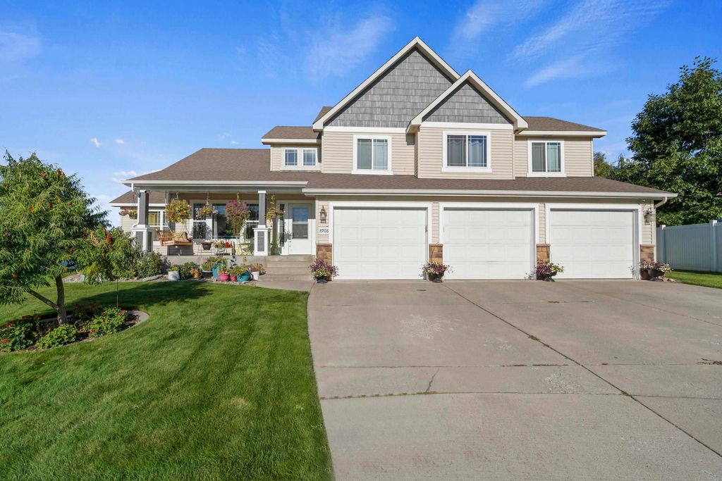 Photo of 3908 S Virginia Ln, Spokane Valley, WA 99206 (MLS # 202616339)