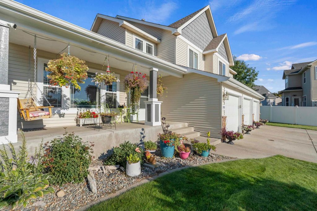 Photo of 3908 S Virginia Ln, Spokane Valley, WA 99206 (MLS # 202616339)
