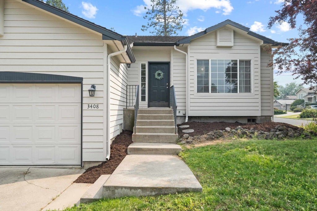 Photo of 3408 E 48th Ct, Spokane, WA 99223 (MLS # 202622257)