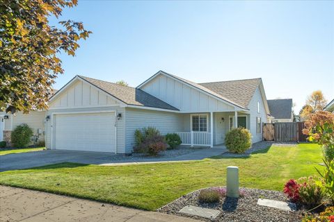 Photo of 1526 E Vanetta Ln, Spokane, WA 99217 (MLS # 202525582)