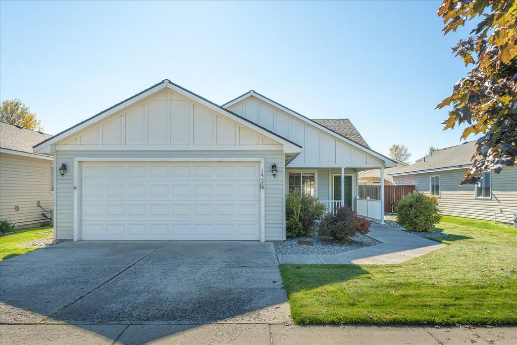 Photo of 1526 E Vanetta Ln, Spokane, WA 99217 (MLS # 202525582)