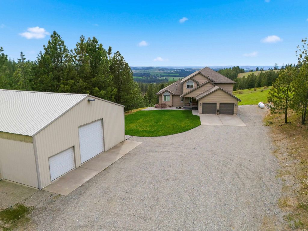 Photo of 17607 E Judkins Rd, Spokane, WA 99217 (MLS # 202616093)