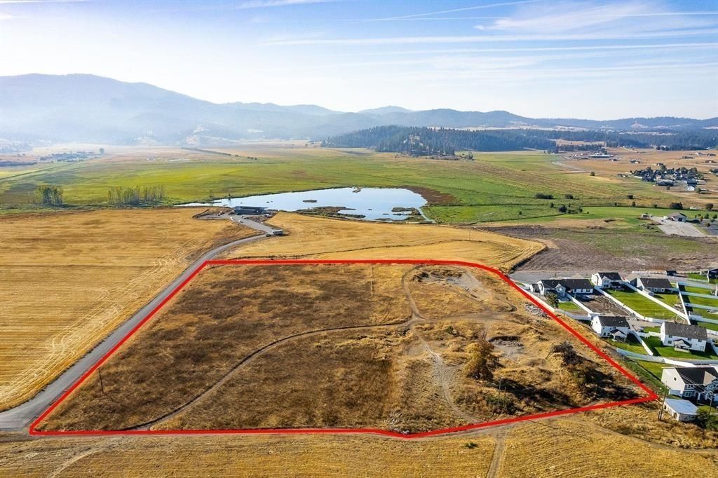 Photo of 14XX S Henry Rd, Greenacres, WA 99016 (MLS # 202616567)