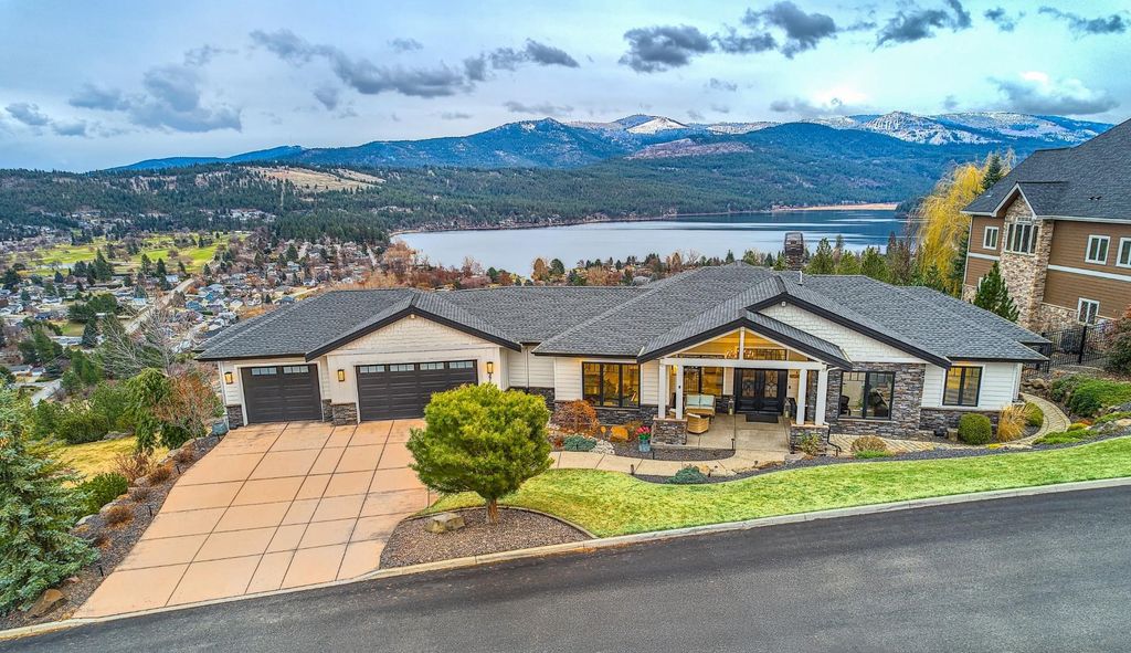 Photo of 371 S Legend Tree Dr, Liberty Lake, WA 99019 (MLS # 202616048)