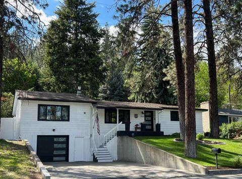 Single Family Residence in Spokane WA 7415 Country Homes Blvd.jpg